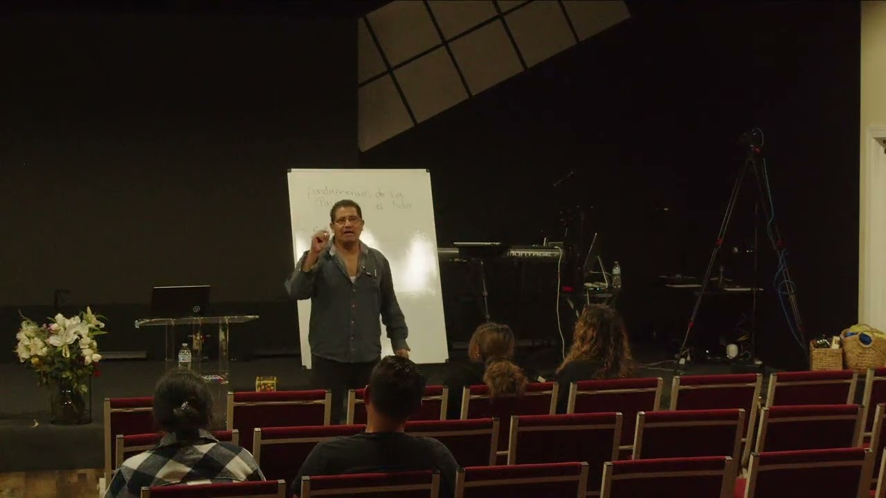 ESTUDIO BIBLICO  ( EL PASTOR JUVENIL )