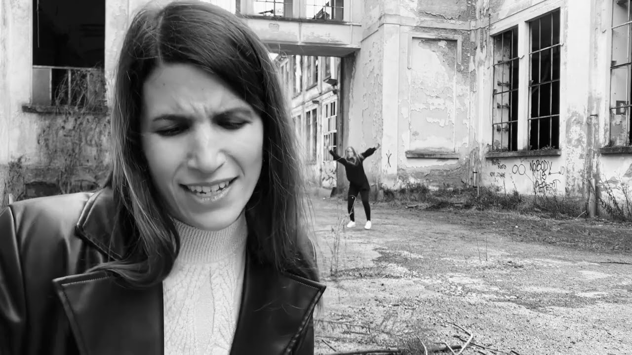 Al.Ma.Gi. - Aliena (videoclip)