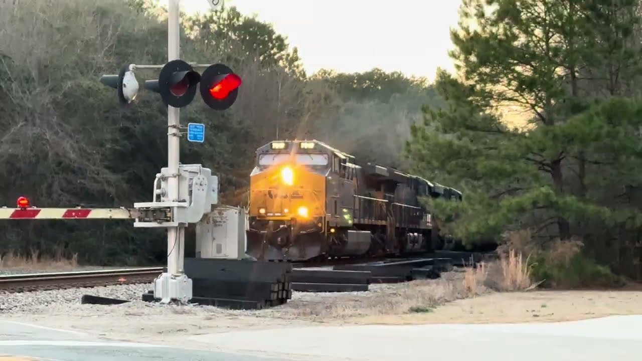Great K5LA!! CSX 7317 leads E758-17 By NE Elmore Laurinburg,NC 2/20/26
