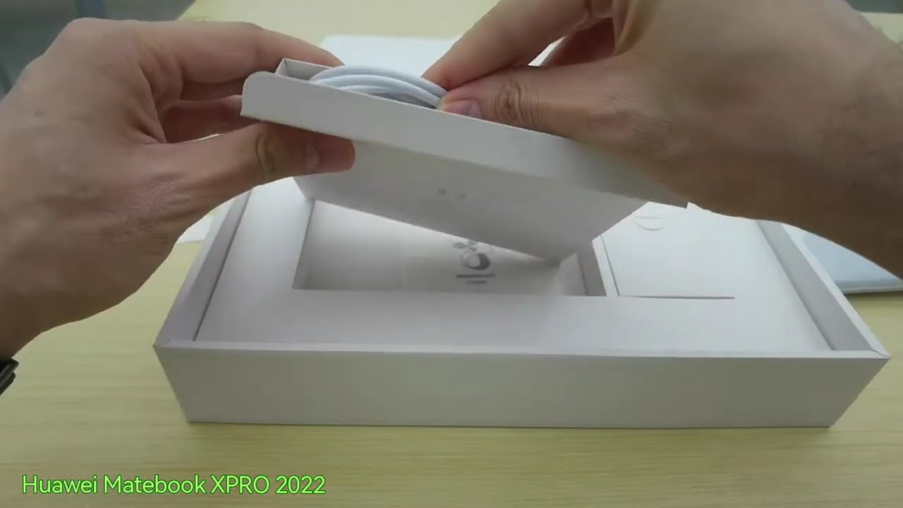 Huawei Matebook XPRO 2022 unboxing