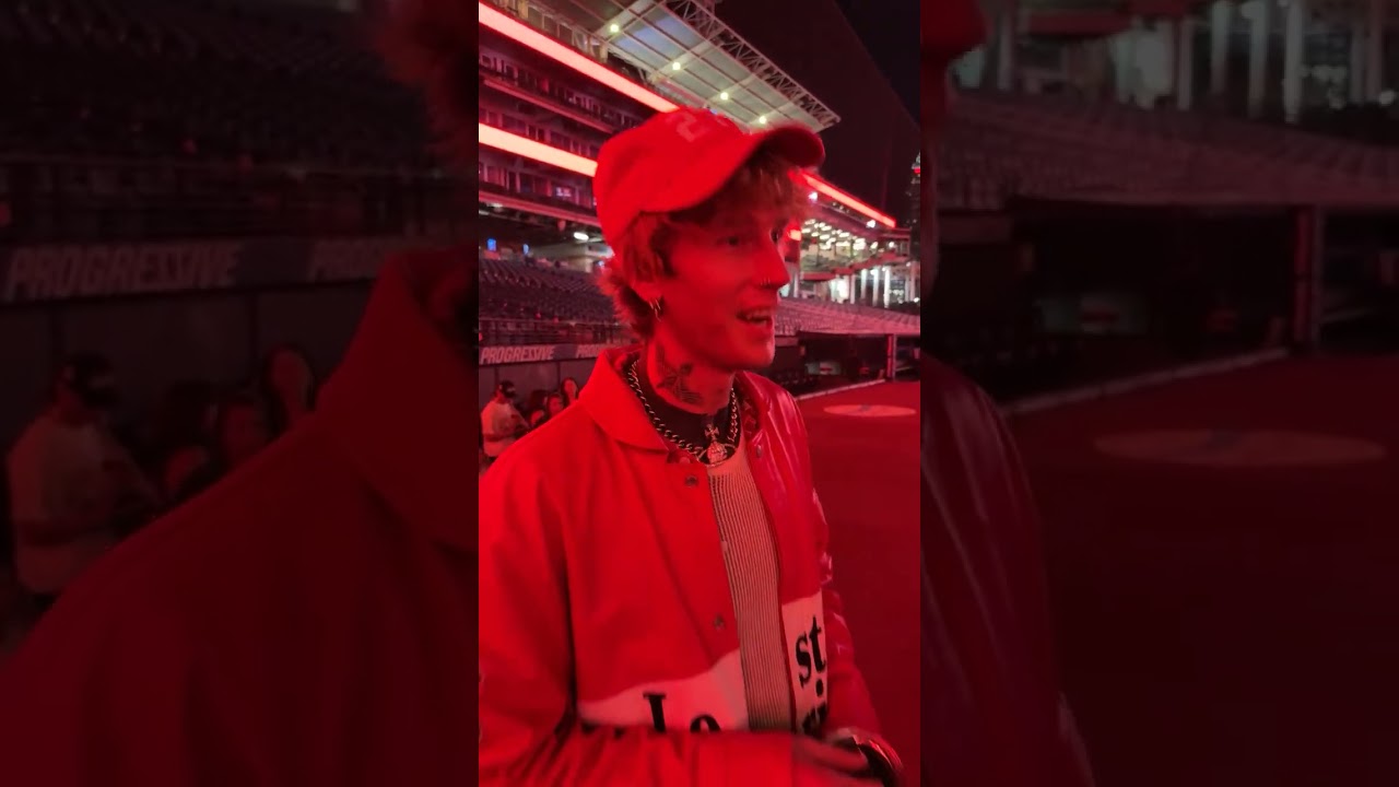 Machine Gun Kelly mgk Instagram live 08.08.2025 Lost Americana album release countdown