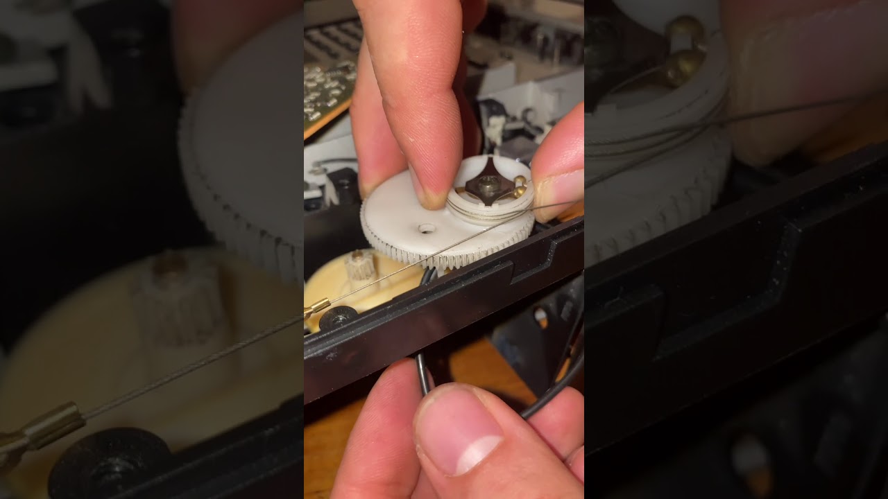 Door Repair Beosystem 2500 (replace belt) / Türen reparieren (Riemen tauschen)