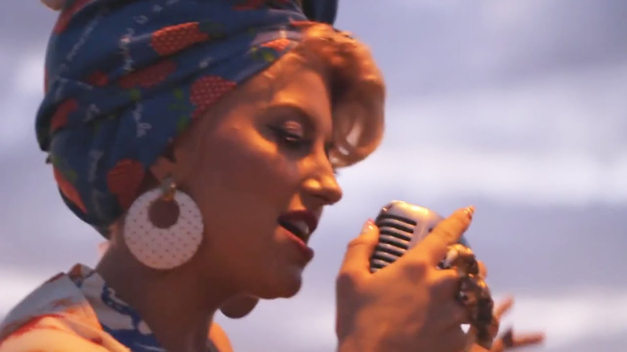 Neon Hitch - We Can't Stop (Miley Cyrus Cover)