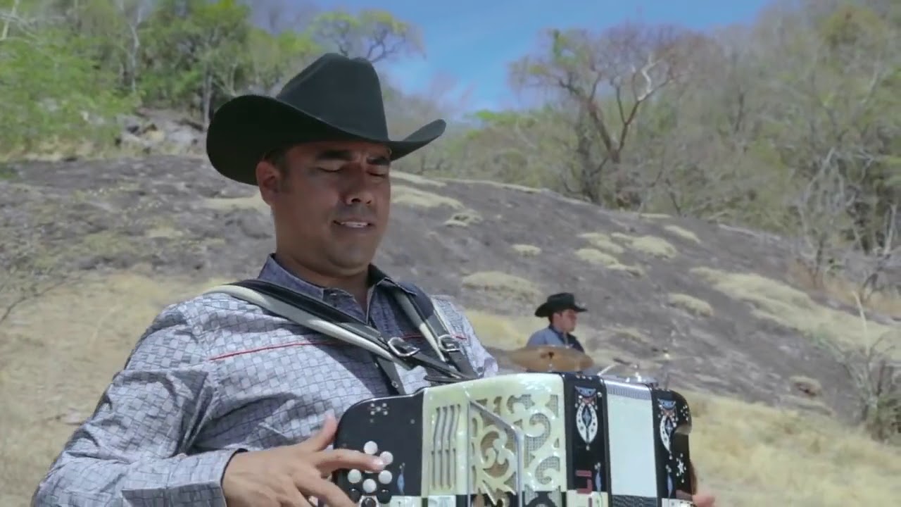 Los Elementos De Culiacan - El Matrero (Video Oficial)