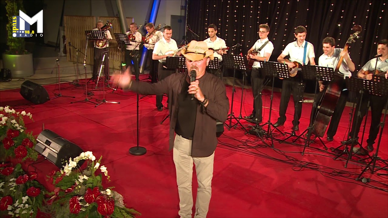 Mario Mustač uz TS Frikovi - Ribička (festival Kre Mure i Drove, Prelog 2016.)