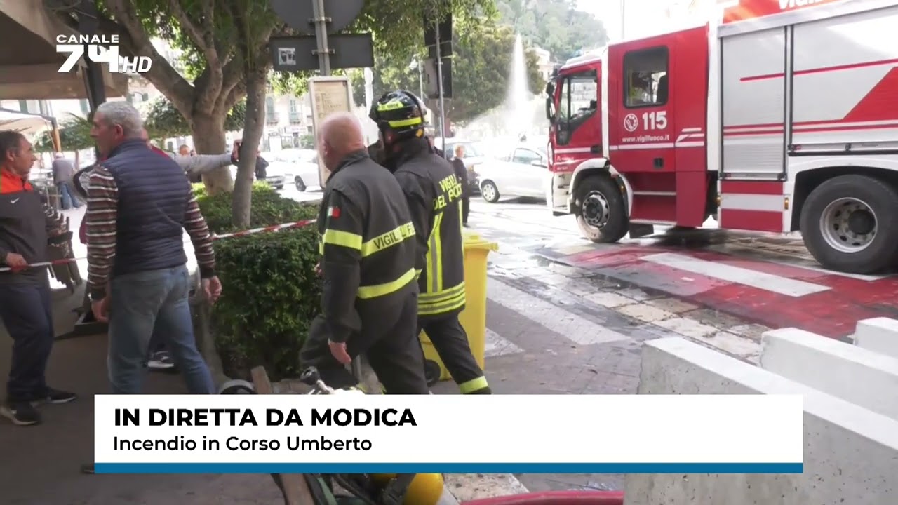 IN DIRETTA DA MODICA - Incendio in Corso Umberto