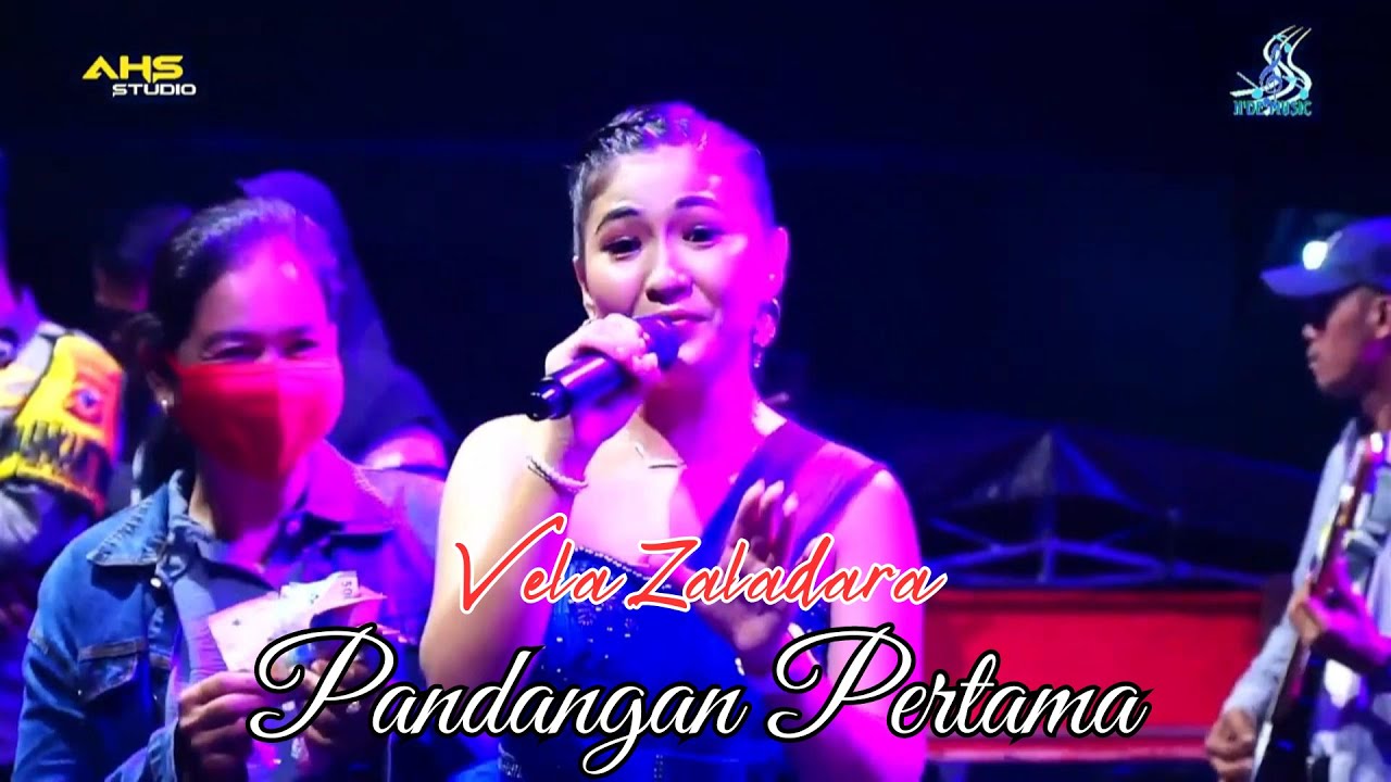 Pandangan Pertama - Vela Zaladara ( Live Cover )