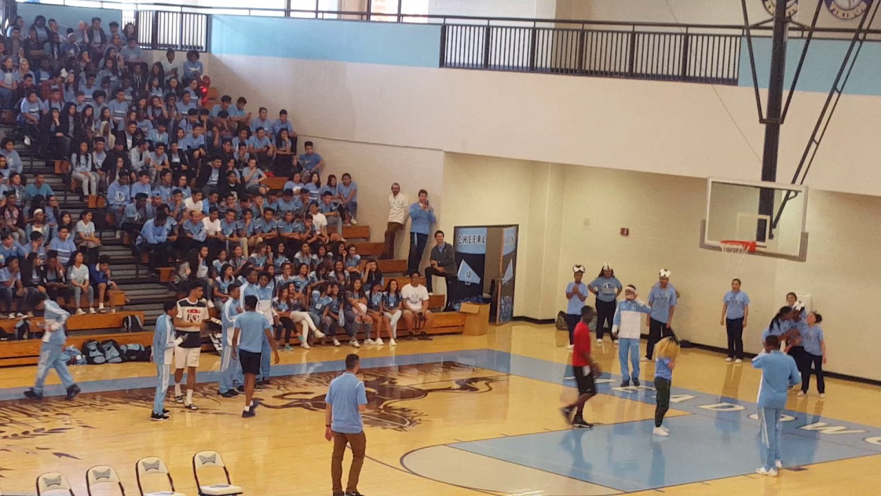 MEADOWCREEK HIGH SCHOOL DUNK CONTEST 2017 (GONE WRONG)🏀☺💪👍