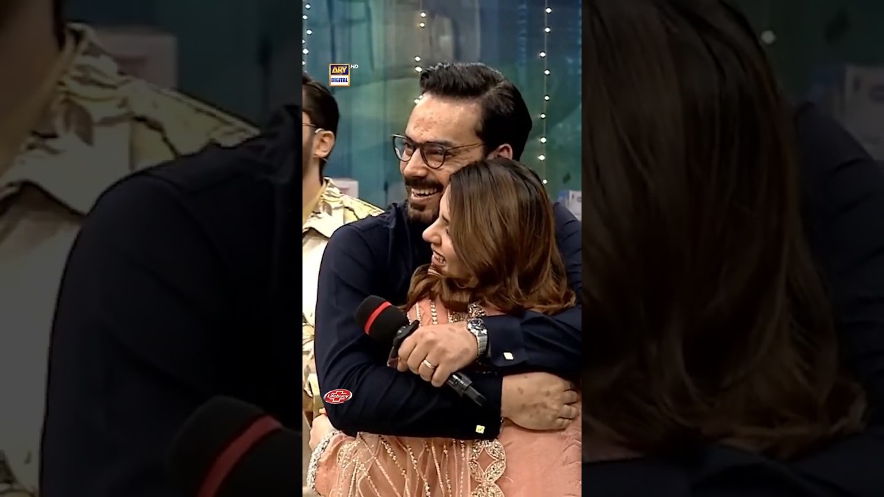Newly Wed Couple 😍 (Kubra Khan & Gohar Rasheed) on #jeetopakistanleague! #fahadmustafa #shorts