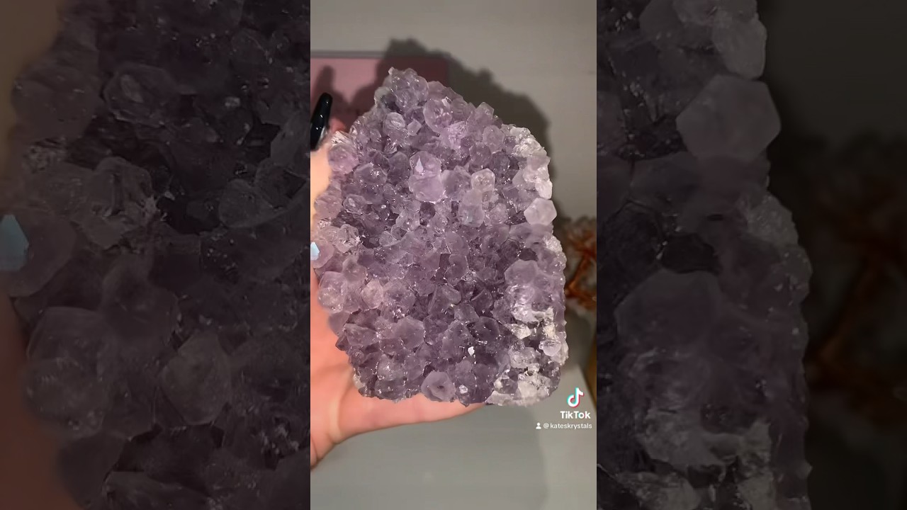 Pick an order with me #crystals #crystal #smallbusiness #crystalshop #asmr #unboxing #aliens