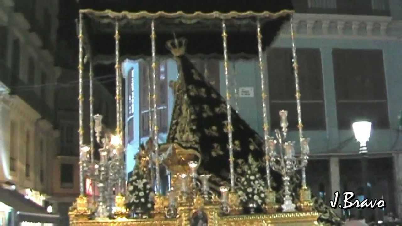 Coronación Canónica de la Virgen de los Dolores del Puente (Málaga, 2004).