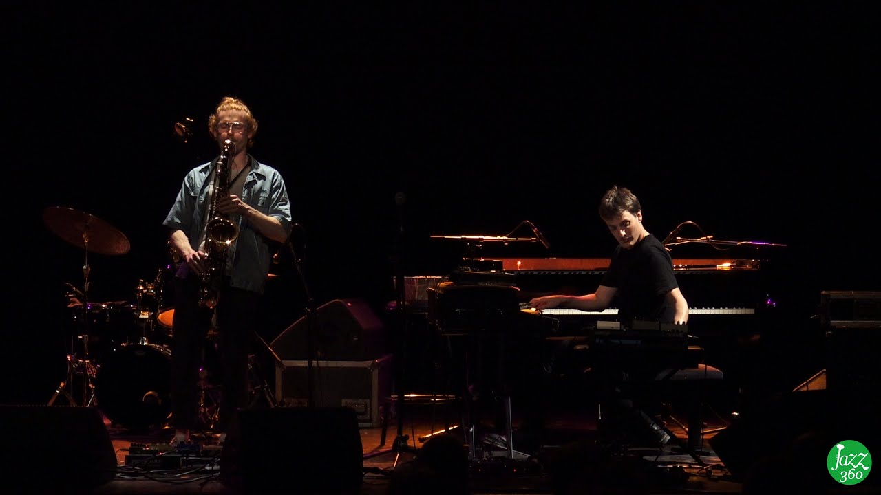 Tienou in synthezizers in space Congé spatial Festival Jazz360