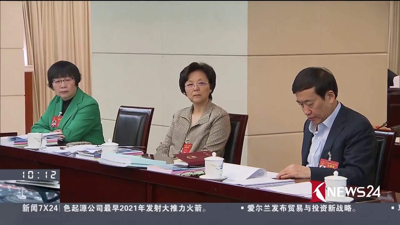 聚焦全国两会| 两会特写：从一支钢笔谈&ldquo;工匠精神&rdquo;