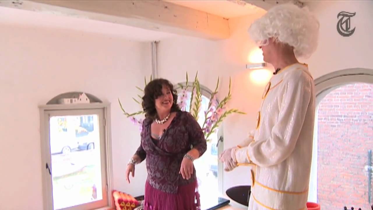 Hoe moet je op hakken lopen?