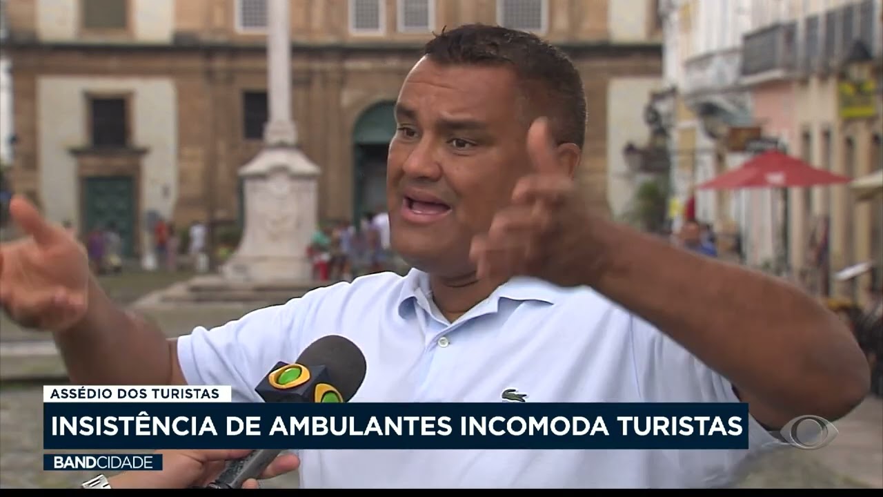 Assédio a turistas: insistência de ambulantes incomoda - Band Cidade