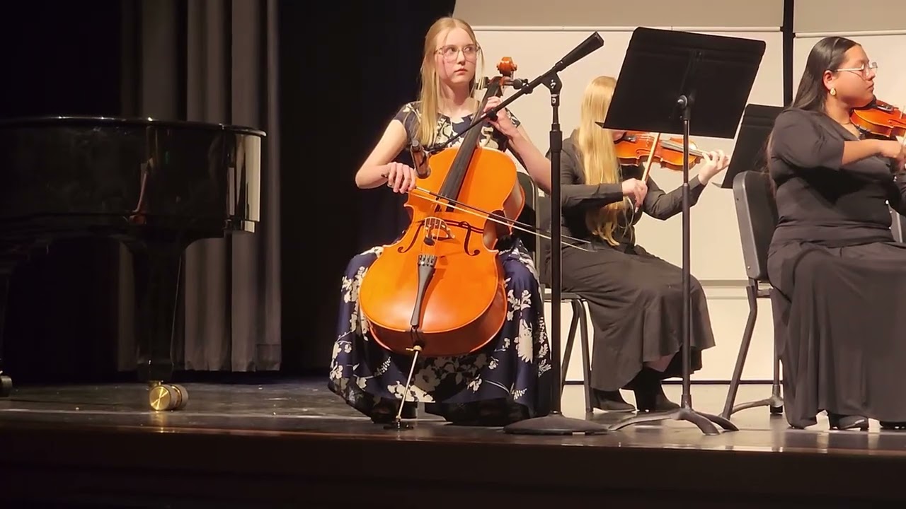 Vivaldi Cello Concerto in A-minor, R. V. 421, Mvmt 3...with Maylee! 