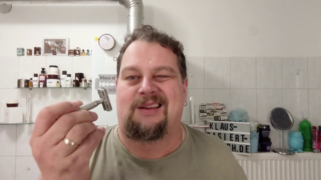 Klaus rasiert sich - First Shave Rockwell 6s Platte 6