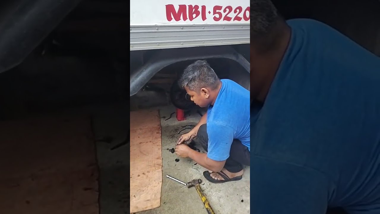 CHIEF AUTO GARAGE is live! replace rubber cap Mitsubishi canter
