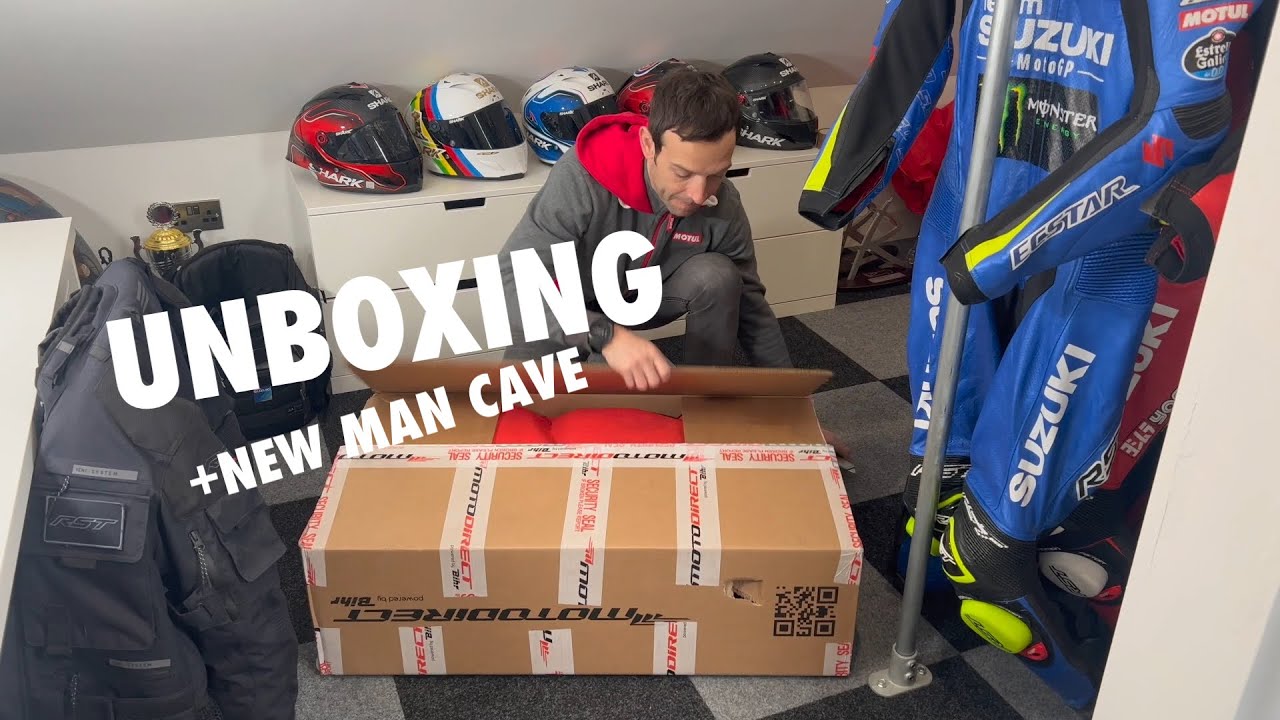 🇫🇷 UNBOXING Combinaisons et gants RST 2023 (🇬🇧Subtitles)