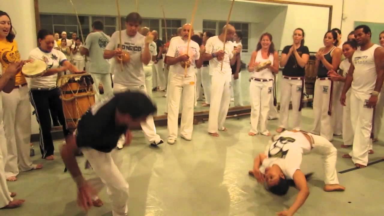 Capoeira Roda with Mestres Boneco and Canguru at Capoeira Arizona 2011 Batizado