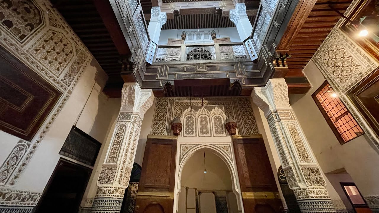 رياض للبيع بالمدينة العتيقة لفاس | مطعم سياحي سابقا | Riad a vendre a fes medina