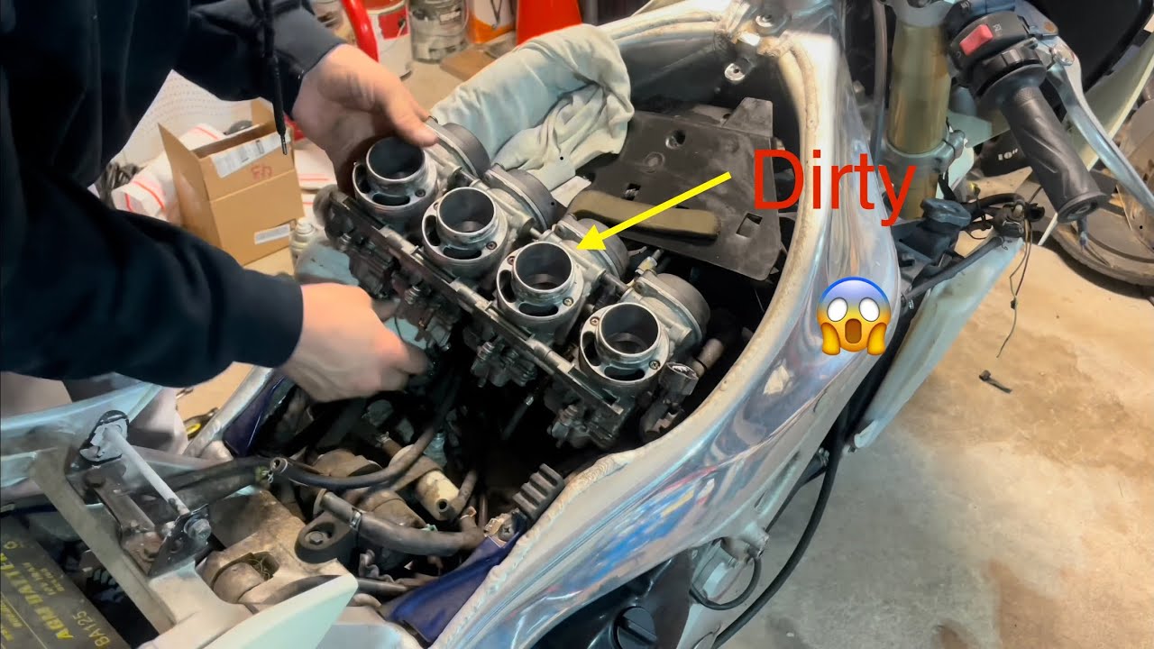 Yamaha R1 restore part 2 cleaning carbs, checking tps, first ride