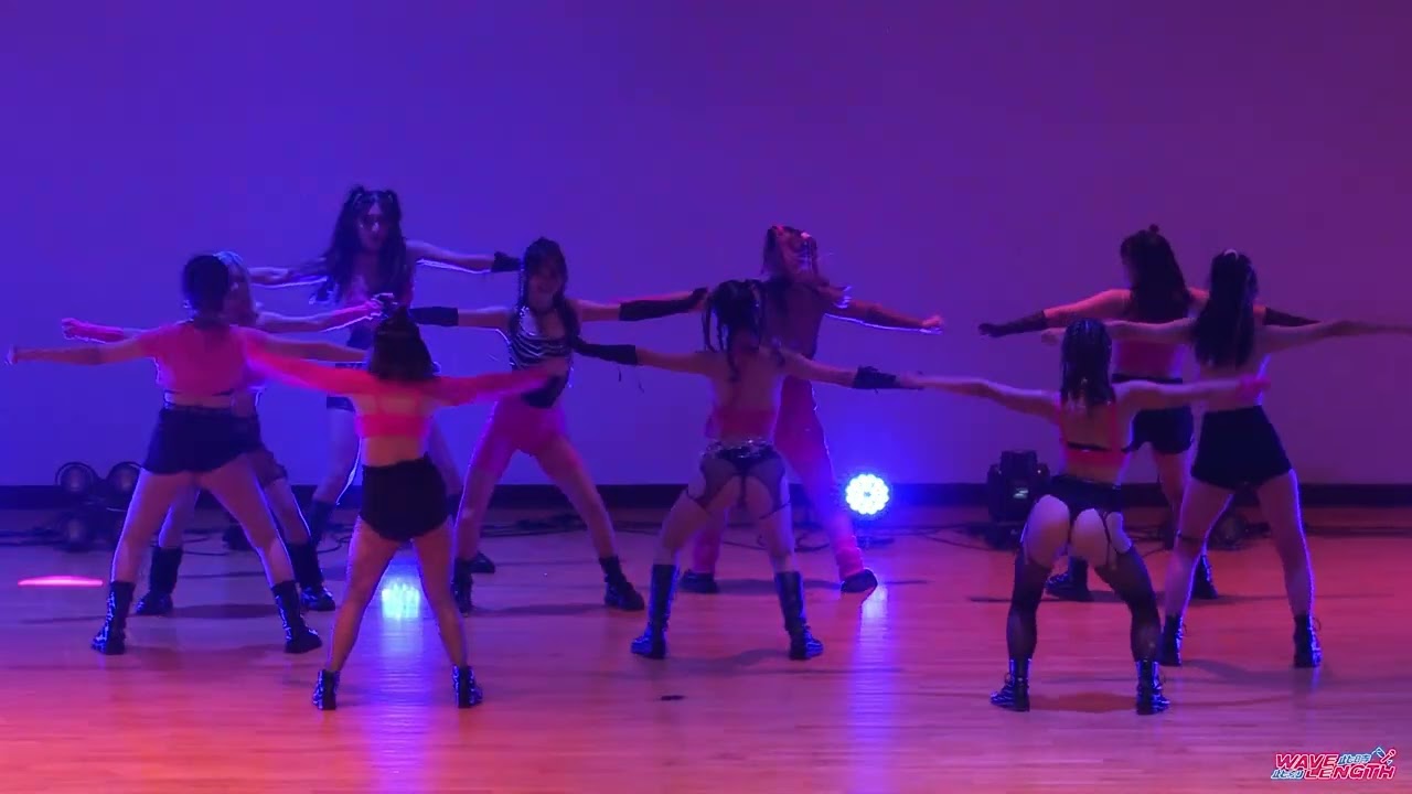 13－3 老人舞J《老屁股》｜20220727 安康熱舞19thx安康嘻研3th成果發表會《此時此刻 WAVE LENGTH》AKCREW︱社團成發｜燈光音響︱主視覺設計︱影片拍攝｜印刷︱客製化｜