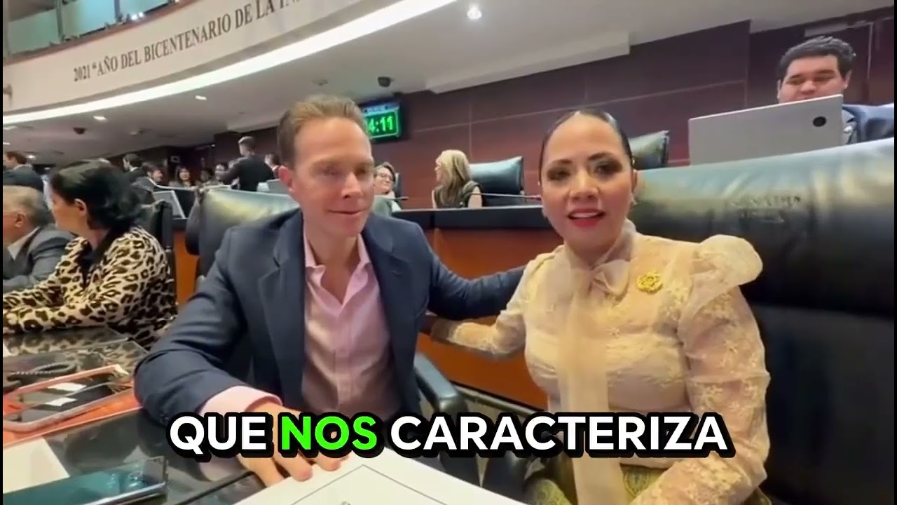El coordinador de la bancada del Partido Verde en el Senado, Manuel Velasco Coello
