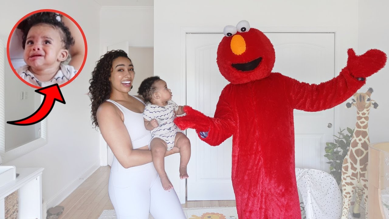 Surprising Baby Shine With Elmo! *Too Cute*