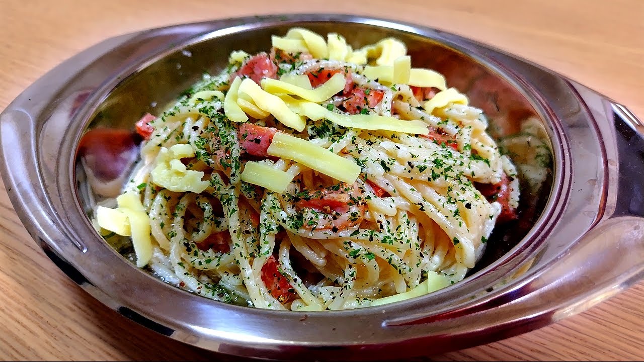 イタリア人が作る ペペロンチーノ｜ベーコン×バターでコク深く（乳化のコツ）