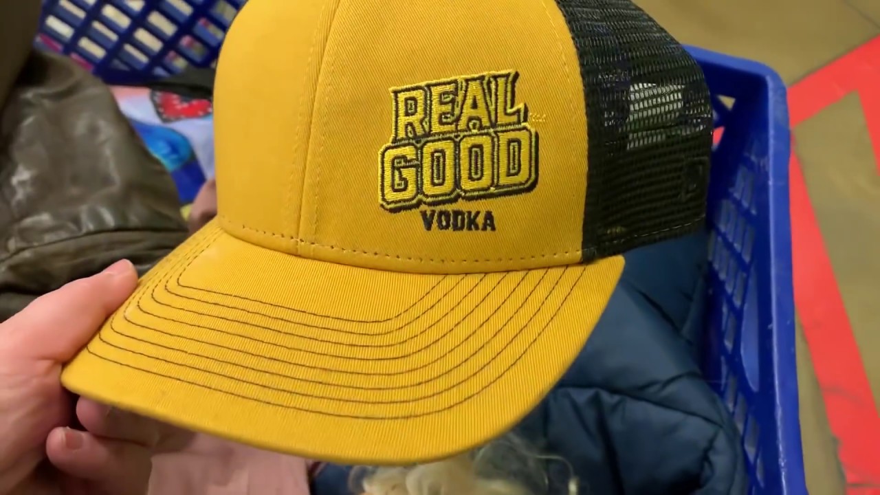 ПОХОД НА СВАЛКУ СЕКОНД ХЕНД В АМЕРИКЕ БАРАХОЛКА 🤪НЕ ХОТЕЛОСЬ УХОДИТЬ КУЧА ВСЕГО!! ОБЗОР НАХОДОК