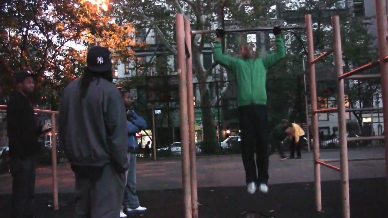 ZEF BAR-BARIAN.COM REQUIREMENTS DIPS, PULL UPS,PUSH UPS,MUSCLE UPS