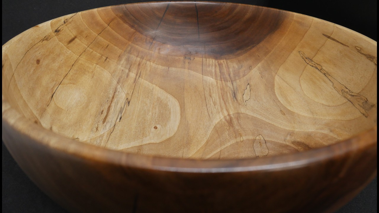 Incredible spalting - is it the perfect walnut bowl ?