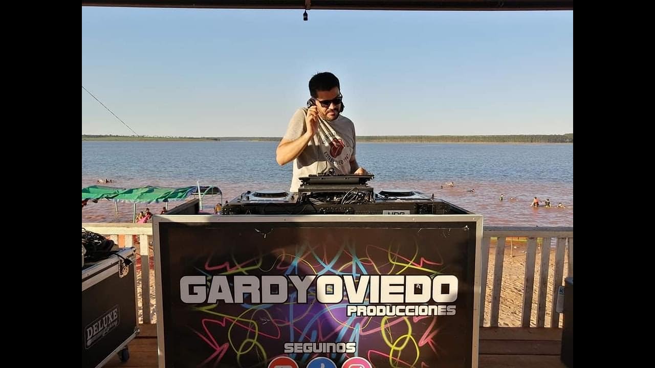 Compartimos Gardy Oviedo en playa de Iturbe Edicion y Camaras @arnaldoasc