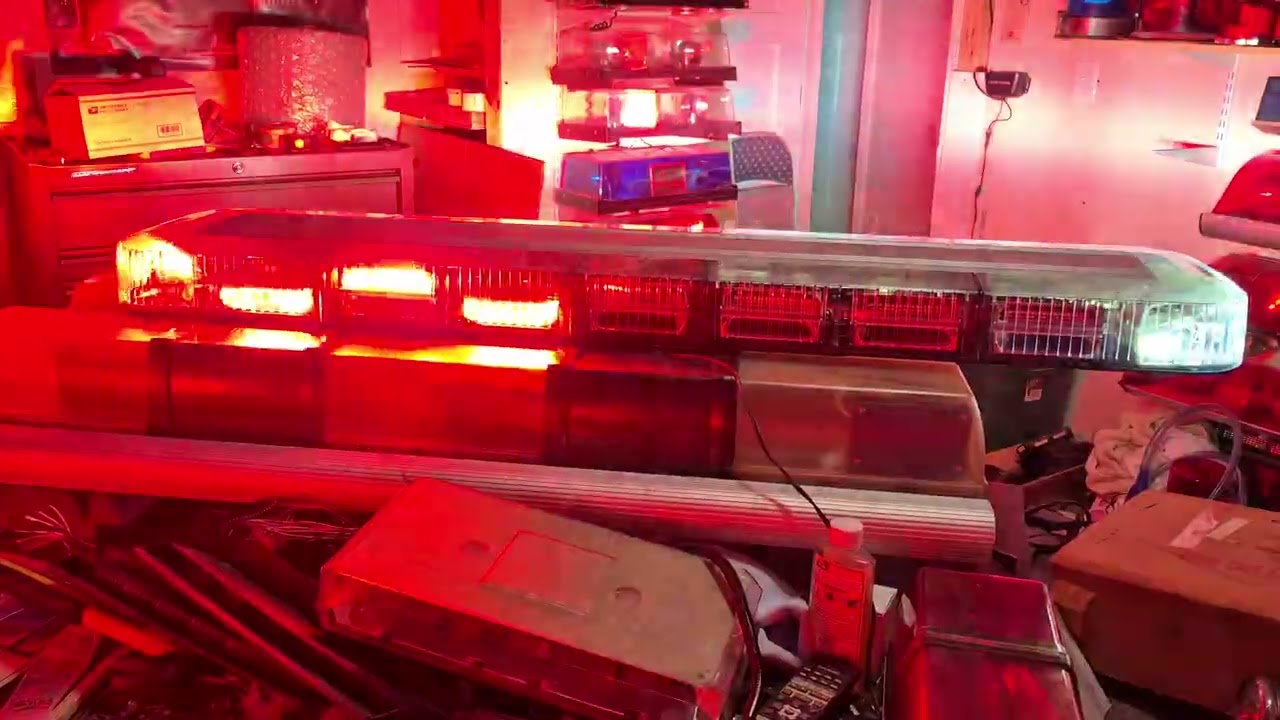 SoundOff Signal nFuse XL 54" LED dual color lightbar