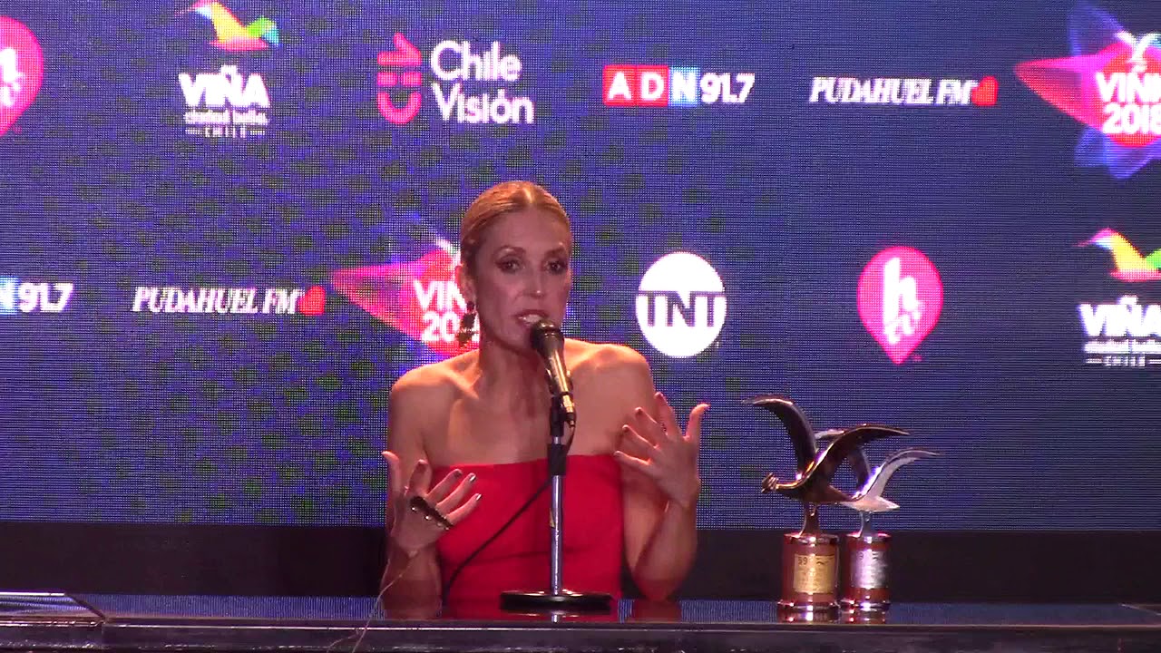Alejandra Azcarate post Presentacion de hoy Sabado Viña 2018