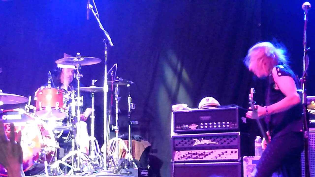 Y&T - 