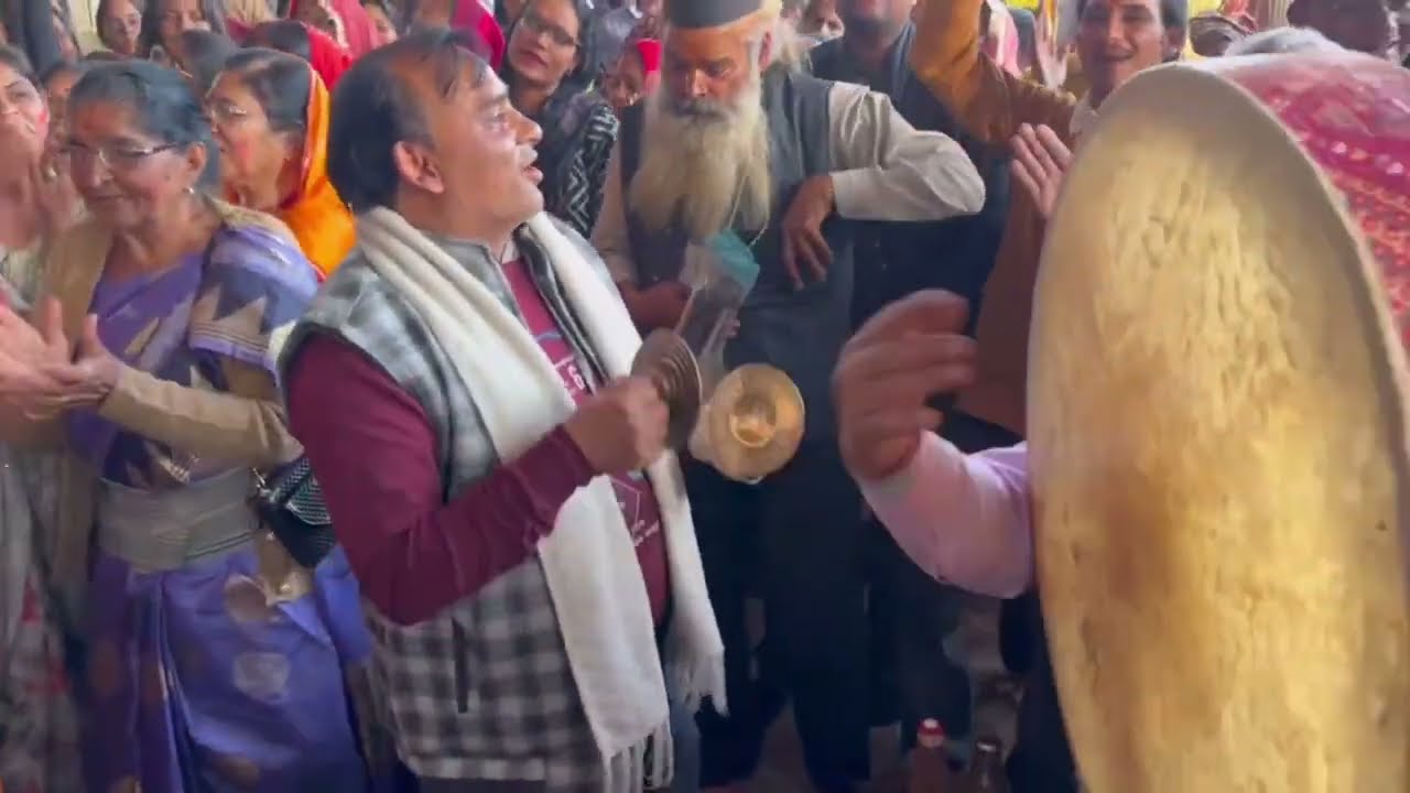 फागुन में उड़ते Govind Dev Ji के रंग | धमाल फागुन भजन | होली स्पेशल