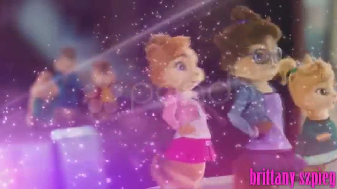 The Chipettes - Love me Harder.