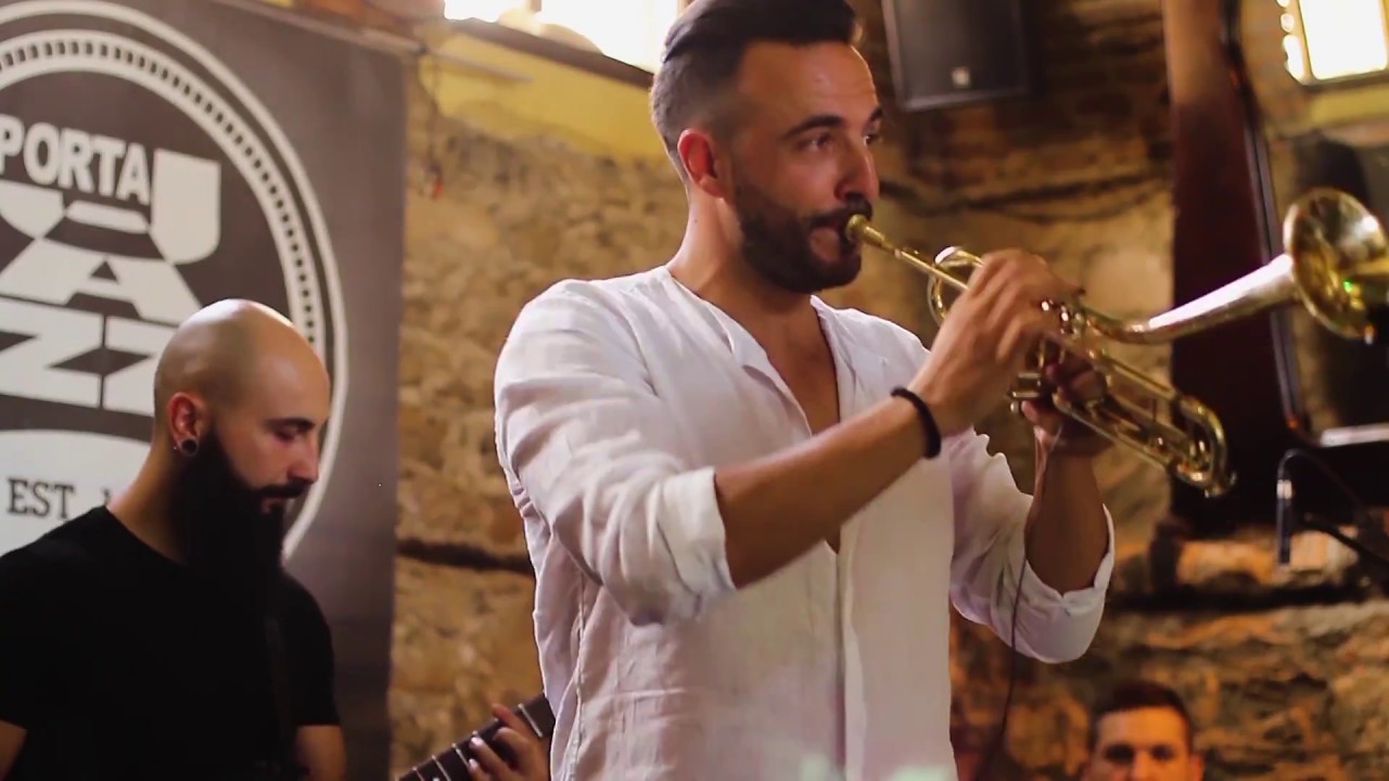 Balkan Folk 'n Roll - A Night In Tunisia via Bulgaria - (Live 2018)