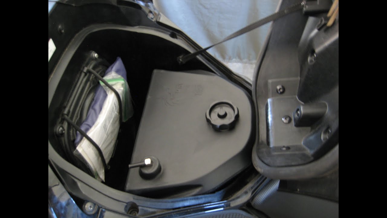 2020 Honda NC750 DCT CG Motorparts Aux Fuel Tank Install.