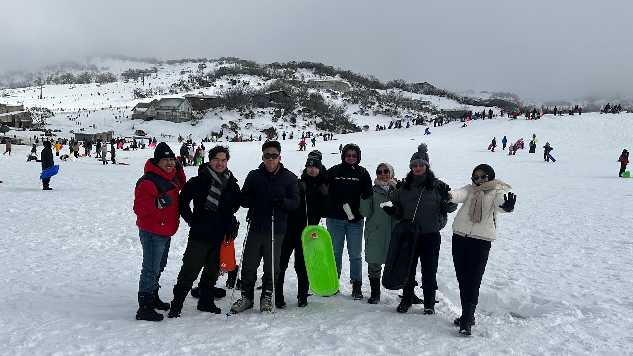 Day 03 Roadtrip to Perisher! First Time Seeing Snow ❄️