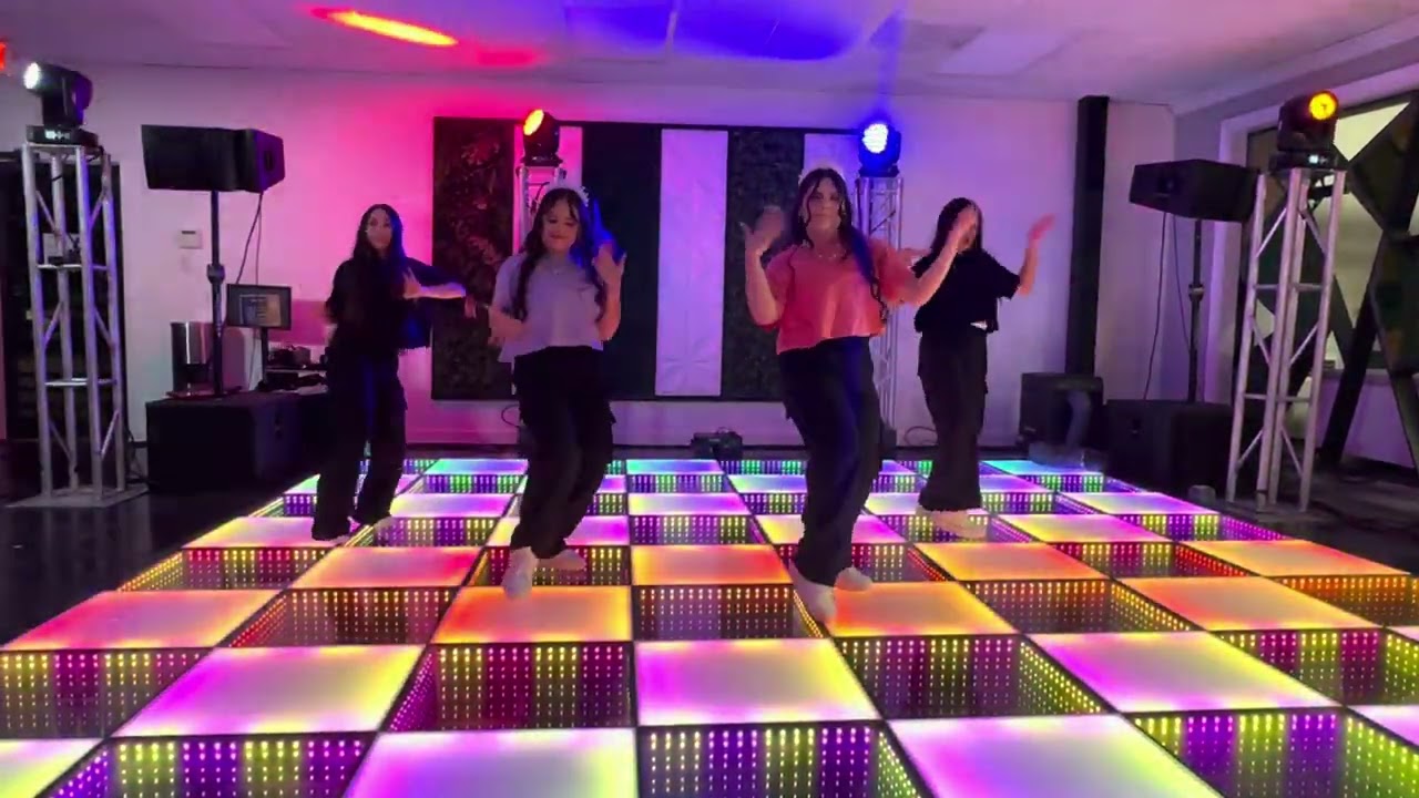 Baile Sorpresa gemelas  - 15 años