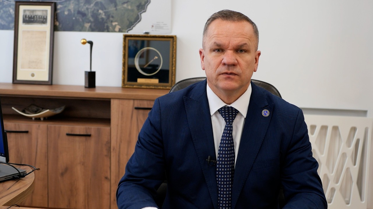 Мэр отвечает на вопросы висагинцев