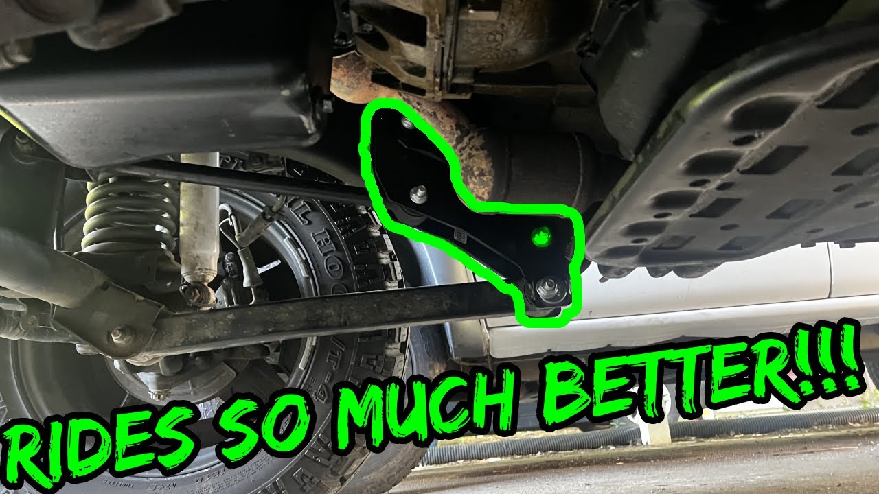 Fixing the Jeeps Terrible Ride by Installing the Rough Country Control Arm Drop Bracket Kit!!!