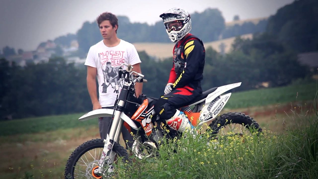 Monday...Everyday is a Saturday | MG-FMX