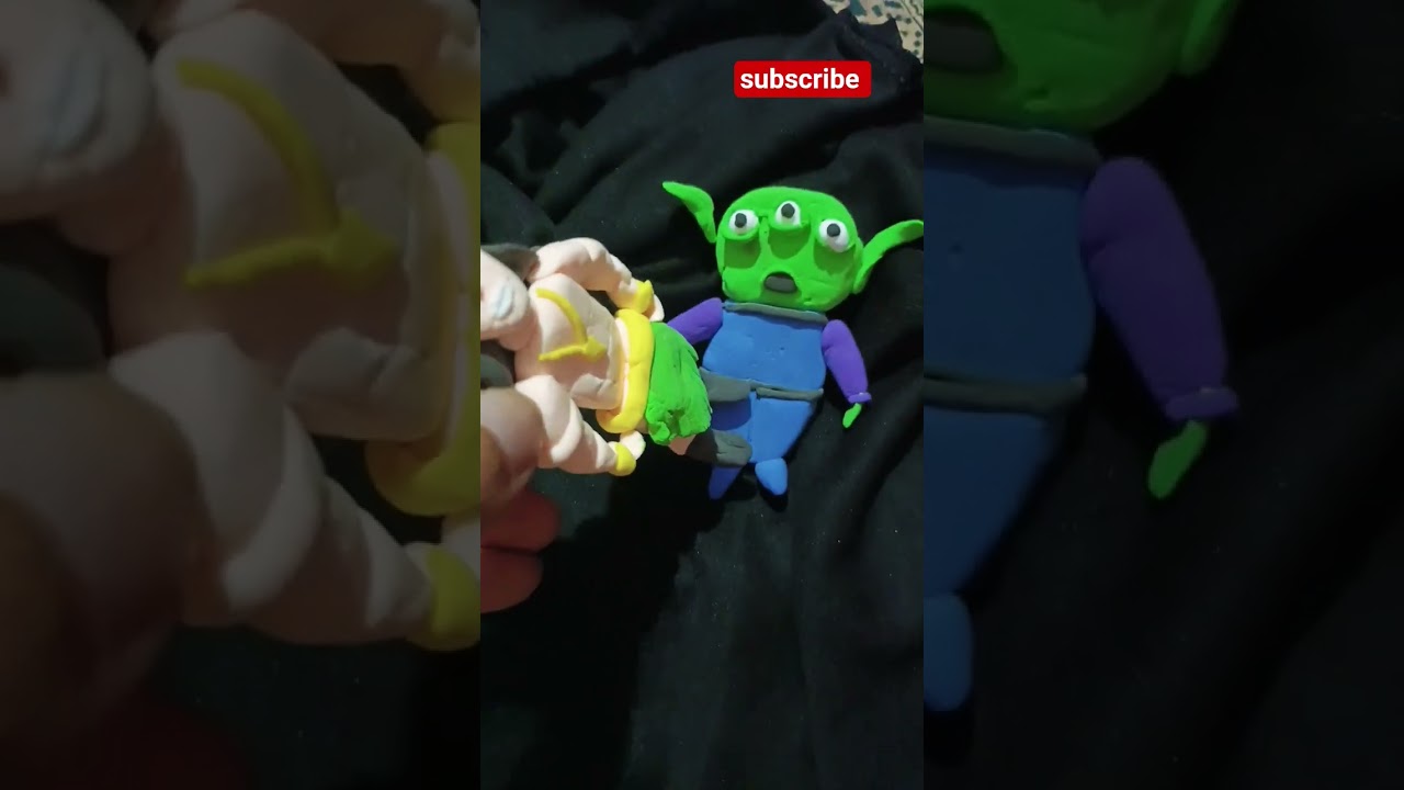 Toy Story Alien fighting figure|