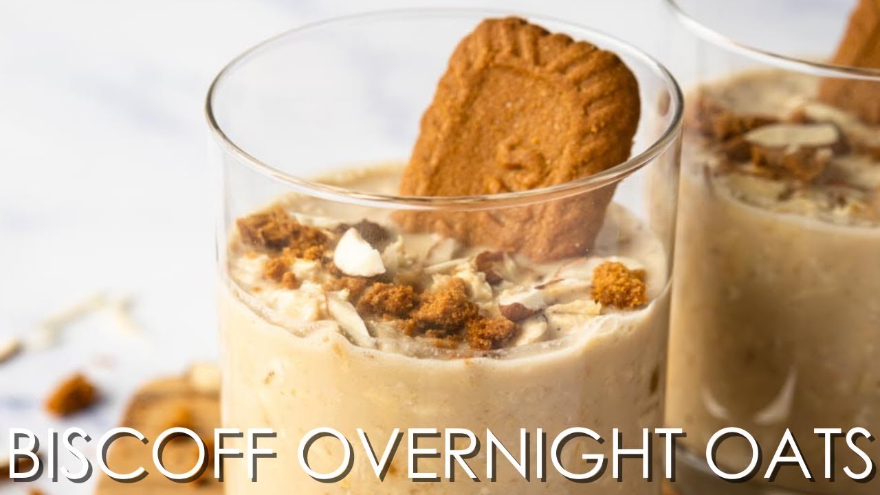 5-Minute CREAMY Biscoff Overnight Oats (5 Ingredients!)