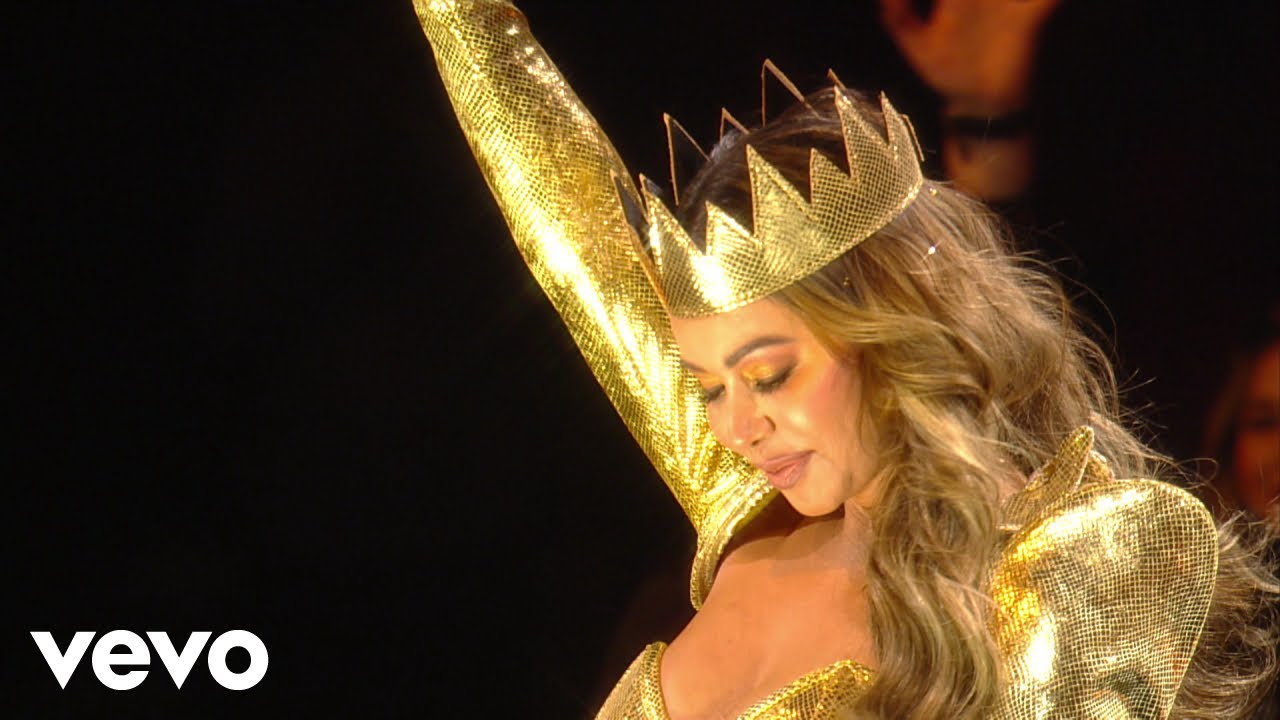 Chiquis - Porque Soy Abeja Reina (En Vivo Desde Latin American Music Awards)