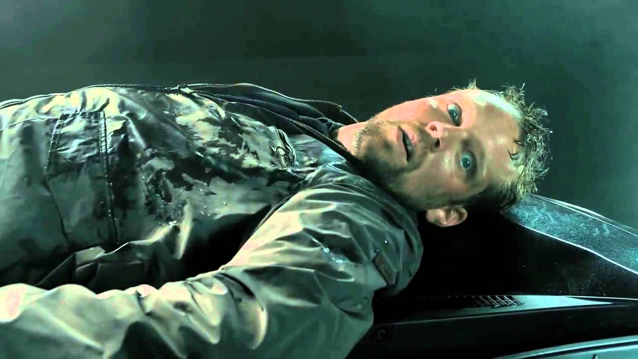 Great (scary) Nissan Commercial - Sentra
